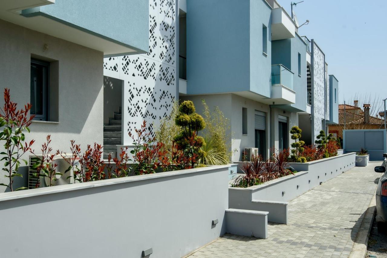 Itaka Studio Apartments - Halkidiki Suites Com Nikiti  Dış mekan fotoğraf